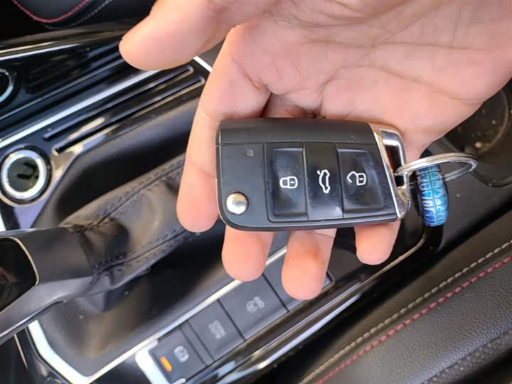 Фото 9 - Volkswagen Tayron