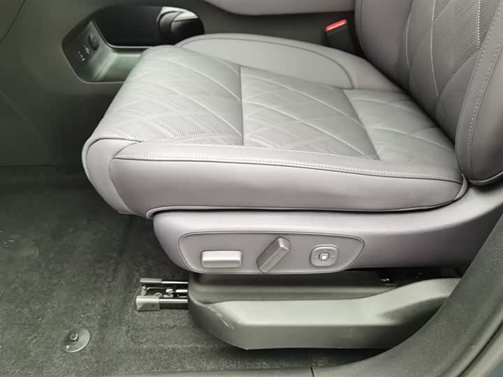 Фото 20 - Leapmotor C16