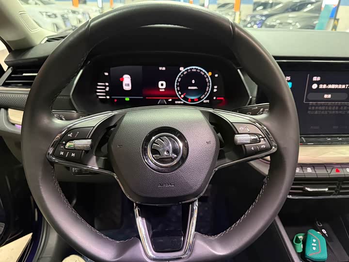 Фото 12 - Skoda Octavia Pro