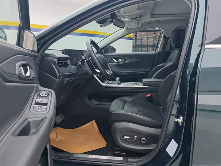 Фото 9 - Exeed TXL