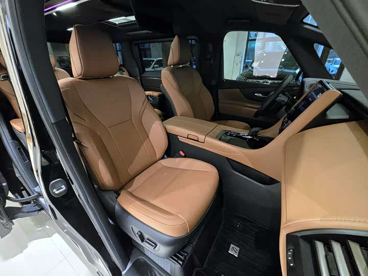 Фото 13 - Toyota Alphard