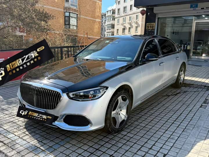 Фото 1 - Mercedes-Benz Maybach S-Class