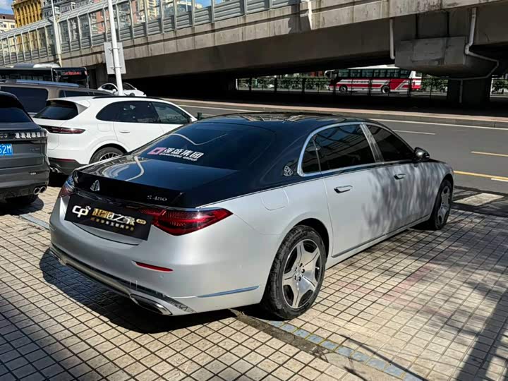 Фото 4 - Mercedes-Benz Maybach S-Class
