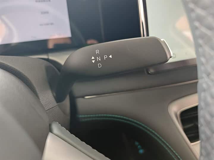 Фото 14 - BYD Sea Lion 07 DM-i Hybrid