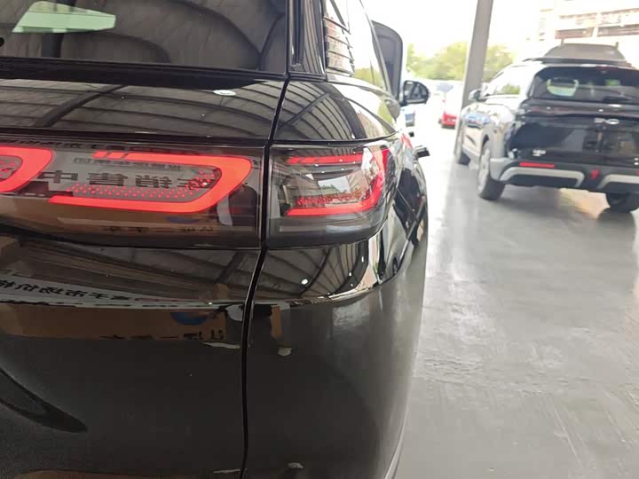 Фото 8 - BYD Sea Lion 07 DM-i Hybrid