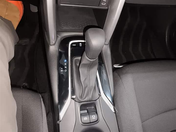 Фото 14 - Toyota Corolla Cross