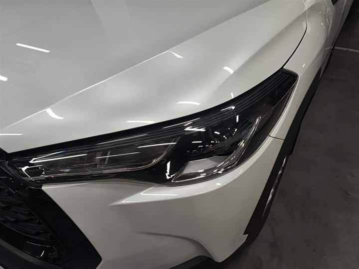 Фото 24 - Toyota Corolla Cross