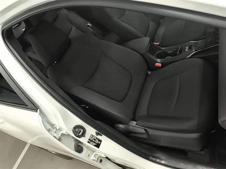 Фото 25 - Toyota Corolla Cross