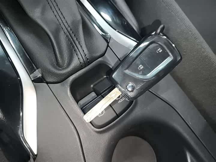 Фото 9 - Toyota Corolla Cross