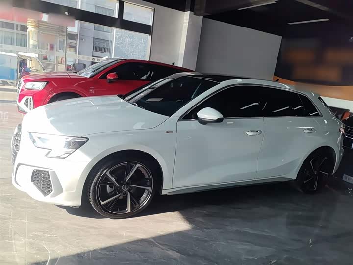 Фото 5 - Audi A3