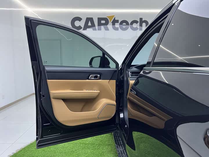 Фото 14 - LiXiang One