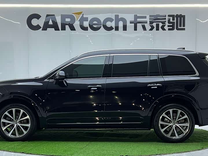 Фото 4 - LiXiang One