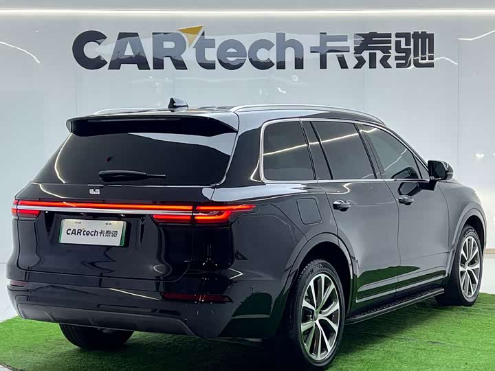 Фото 5 - LiXiang One