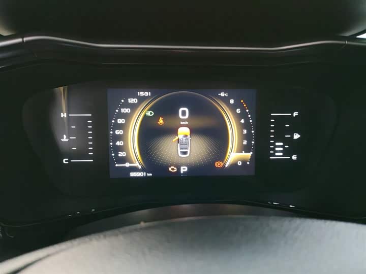 Фото 12 - Geely Tugella S