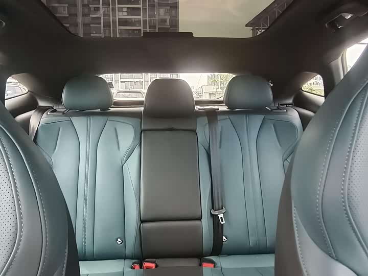 Фото 9 - MG Motor 7