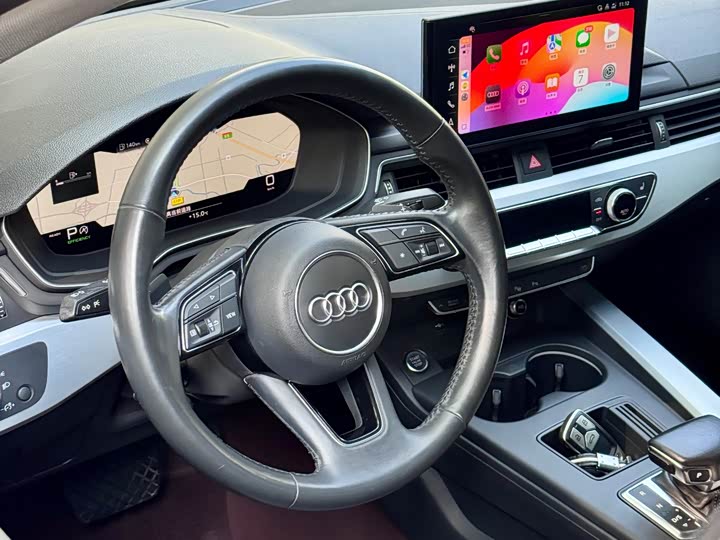 Фото 4 - Audi A4L