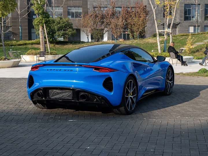 Фото 5 - Lotus Emira