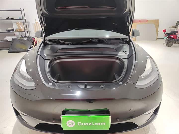 Фото 20 - Tesla Model Y