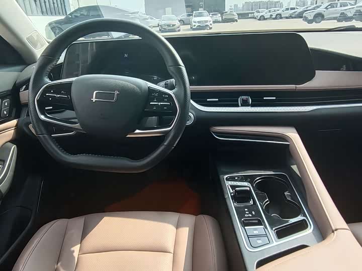 Фото 4 - Bestune B70