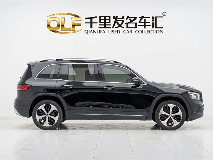 Фото 8 - Mercedes-Benz GLB-Class