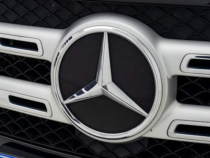 Фото 9 - Mercedes-Benz GLB-Class