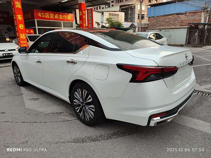 Фото 7 - Nissan Teana