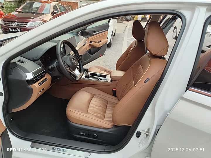 Фото 9 - Nissan Teana