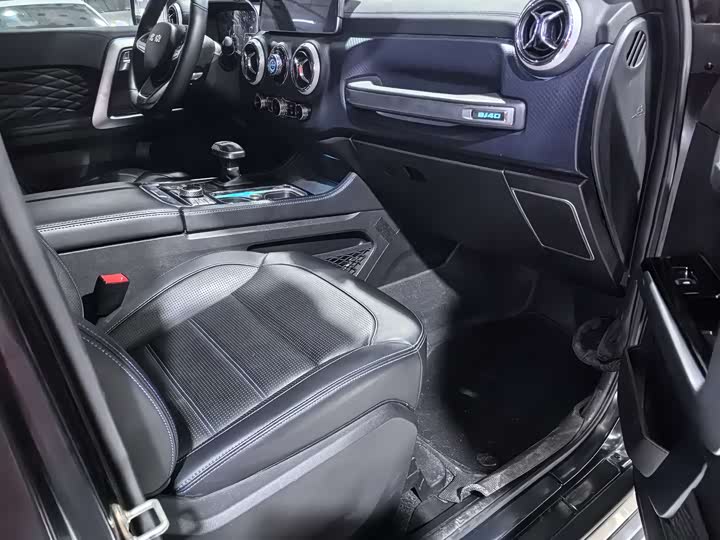 Фото 11 - BAIC Beijing BJ40