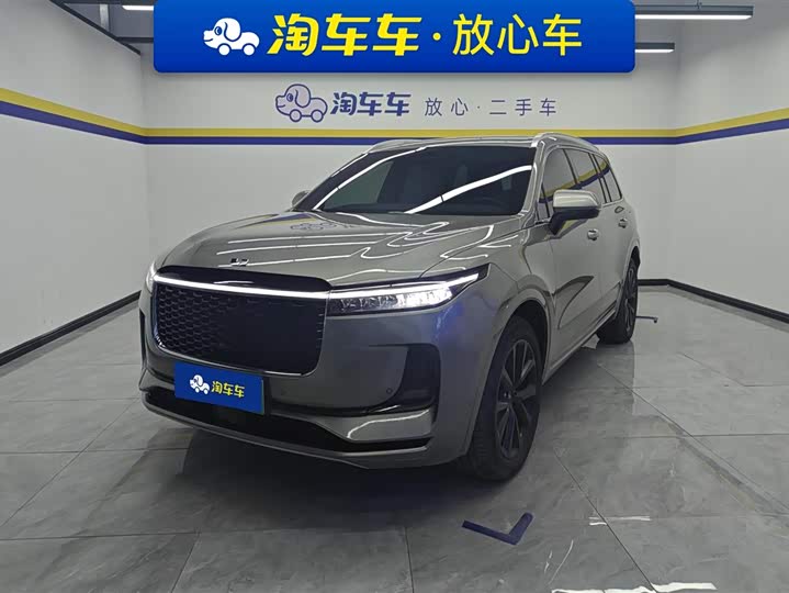 Фото 1 - LiXiang One