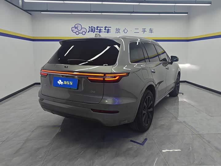 Фото 3 - LiXiang One