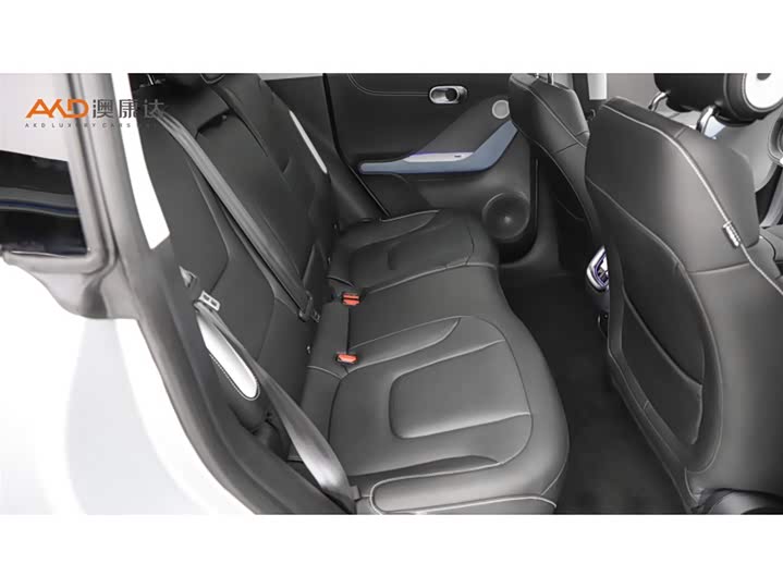 Фото 8 - Smart #1