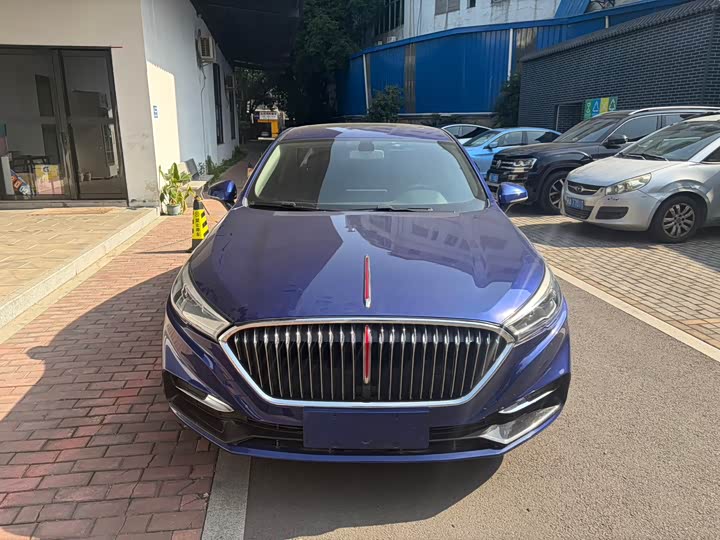 Фото 2 - Hongqi H5