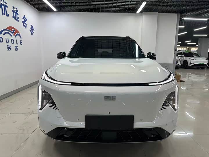 Фото 2 - Geely Galaxy L7