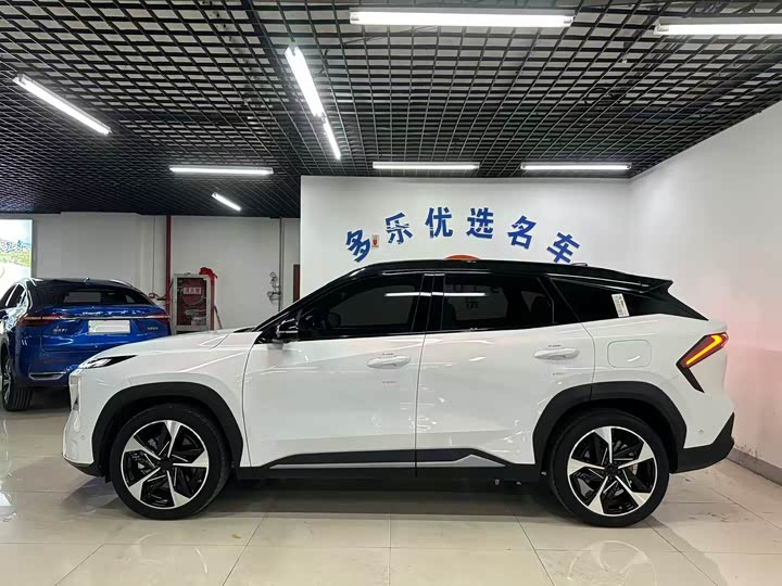 Фото 9 - Geely Galaxy L7