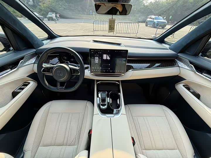 Фото 9 - Zeekr 009