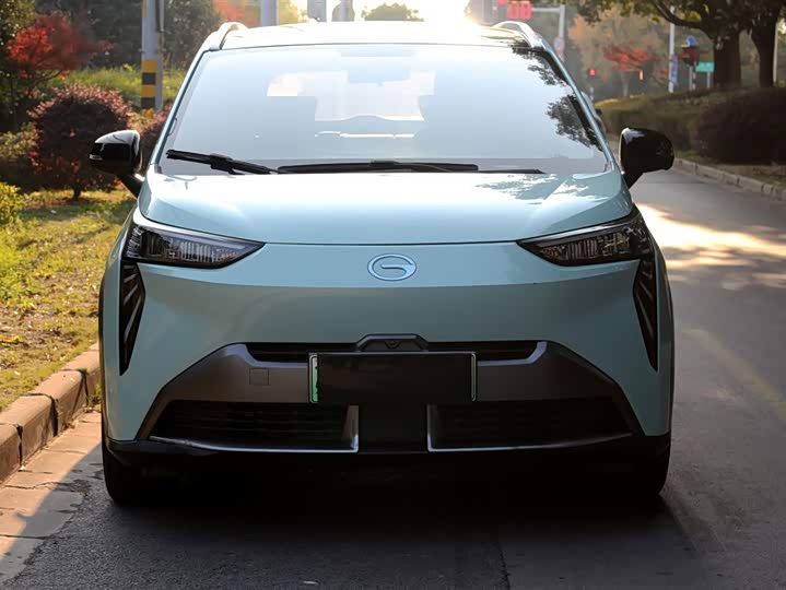 Фото 2 - GAC Aion Y