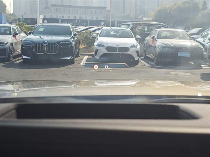 Фото 19 - BMW 7 Series