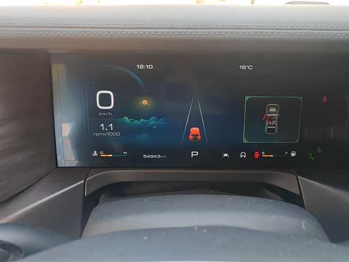 Фото 4 - Tank 300