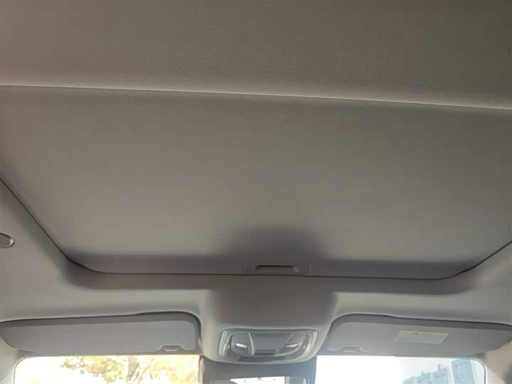 Фото 9 - Tank 300