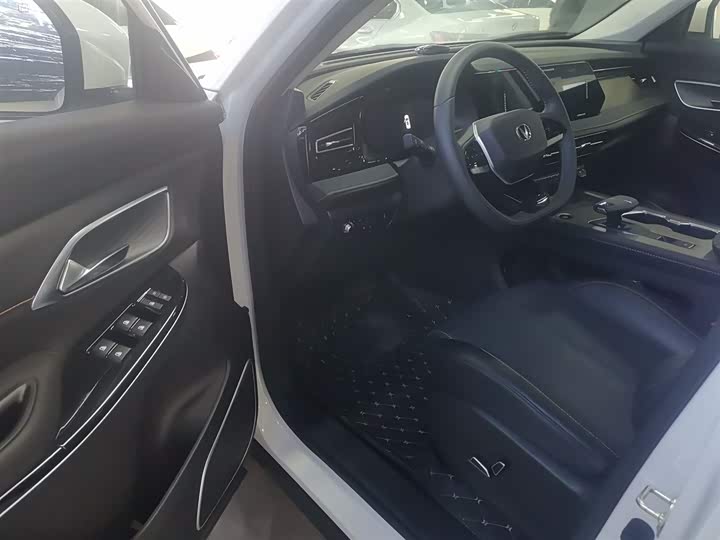 Фото 16 - Changan X7 Plus