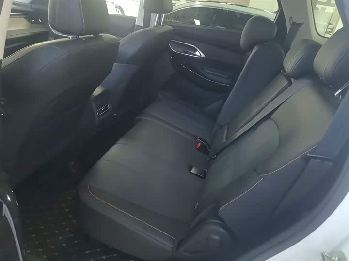 Фото 17 - Changan X7 Plus