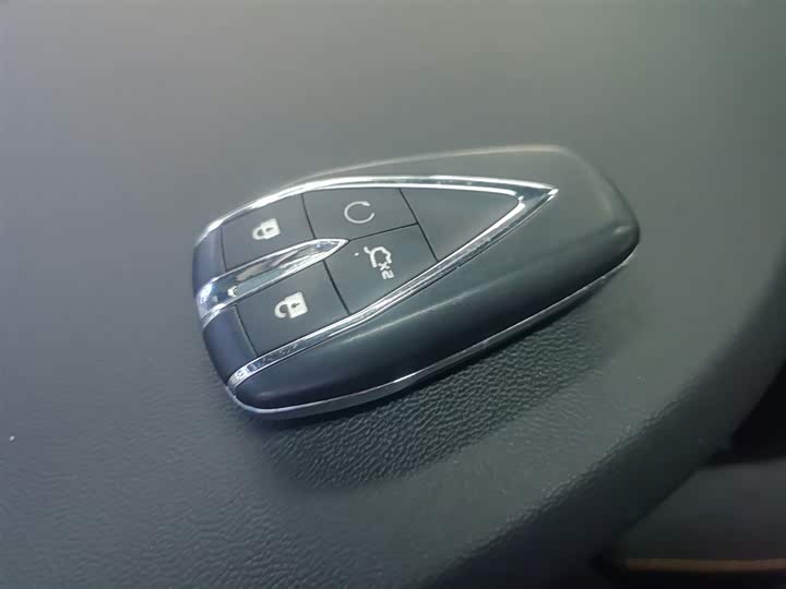 Фото 9 - Changan X7 Plus