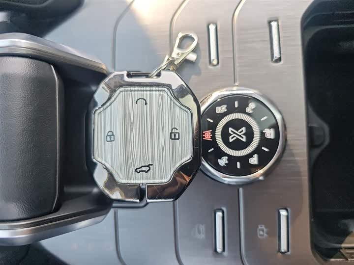 Фото 9 - Jetour T2