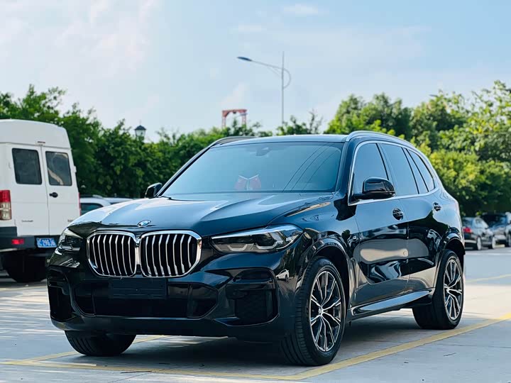 Фото 2 - BMW X5