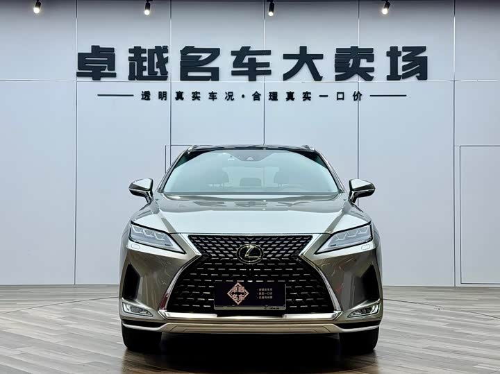 Фото 2 - Lexus RX