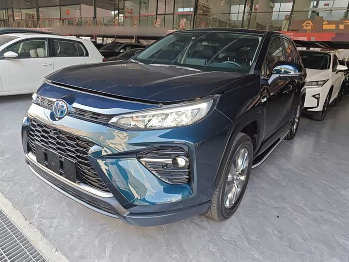 Фото 1 - Toyota Wildlander