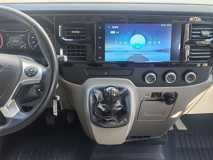 Фото 6 - Ford Transit New