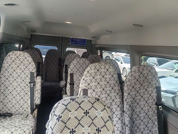 Фото 8 - Ford Transit New