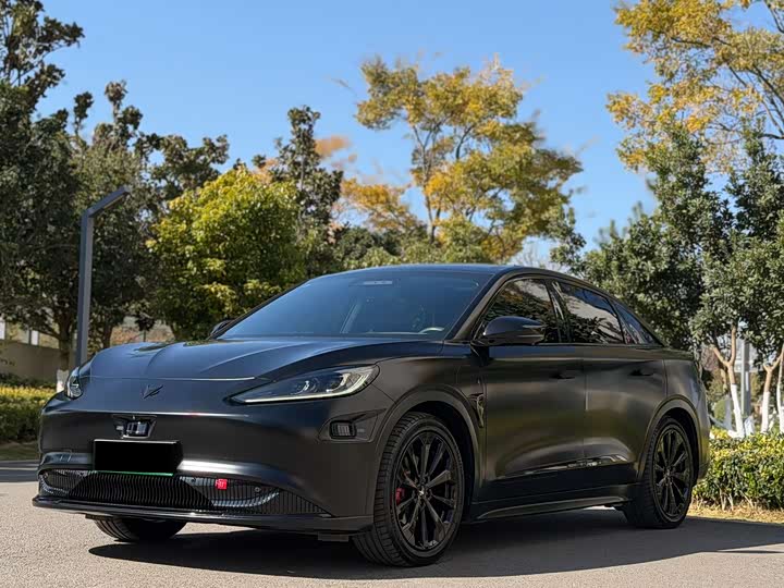 Фото 1 - BAIC Arcfox Alpha S