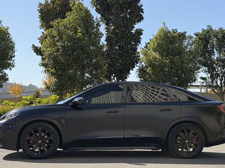 Фото 8 - BAIC Arcfox Alpha S